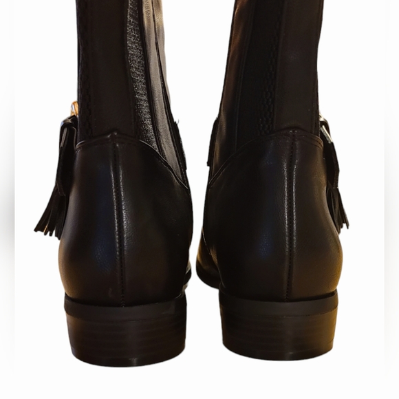 NWOB Ccomfort size 7 black boots - Picture 12 of 16